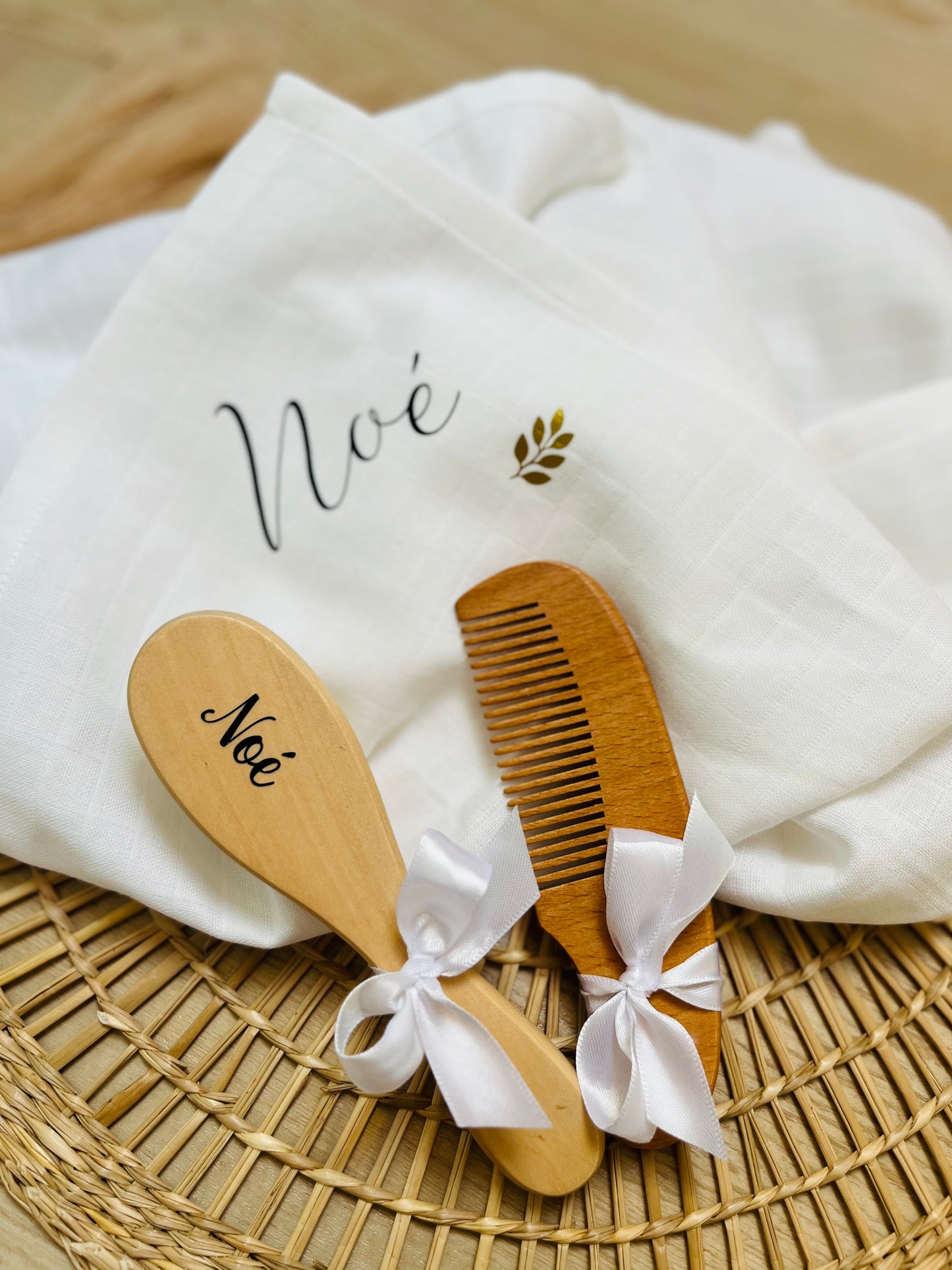 Boite peigne et brosse à cheveux bébé personnalisés