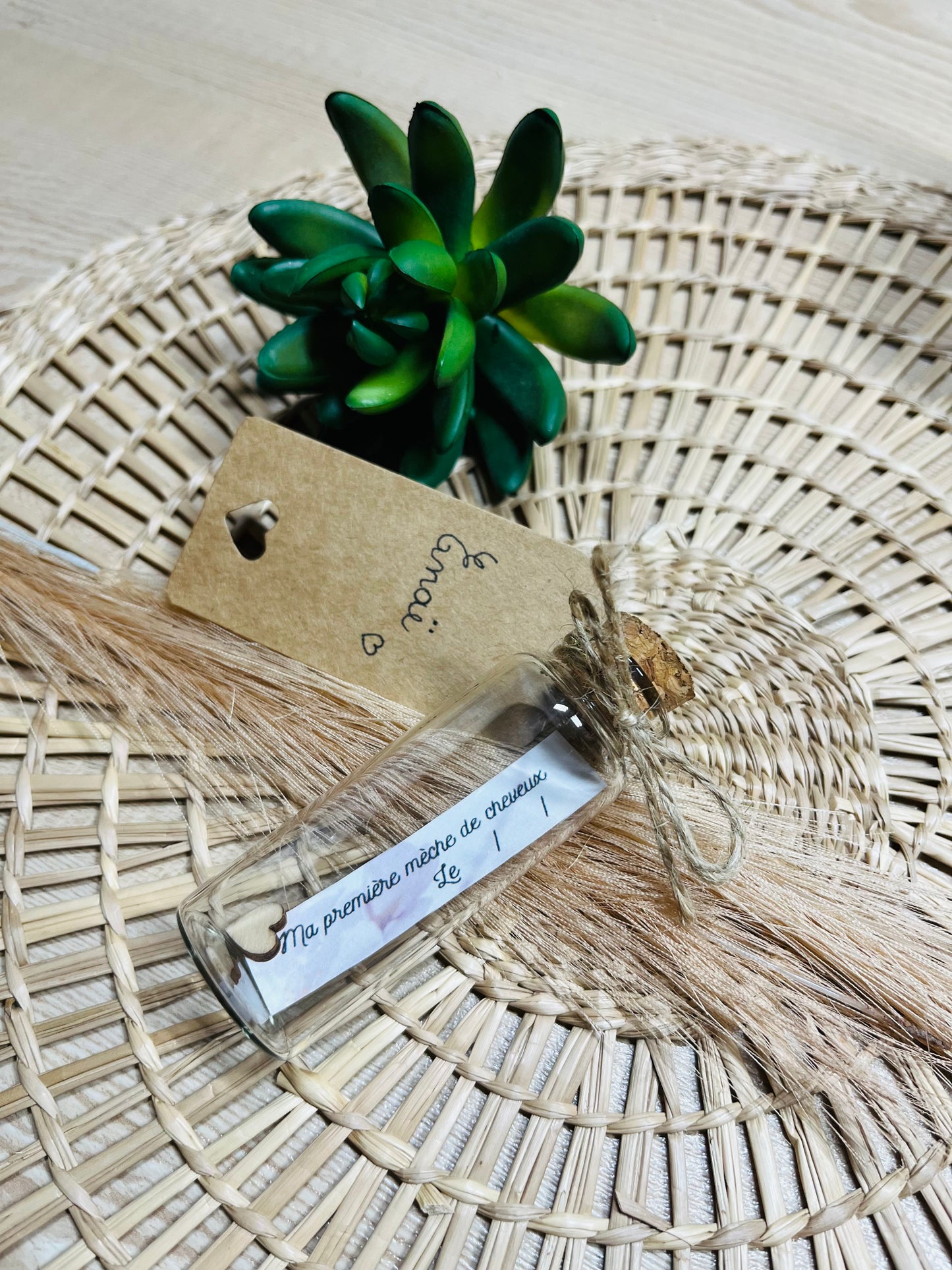 Fiole "Ma première mèche de cheveux"
