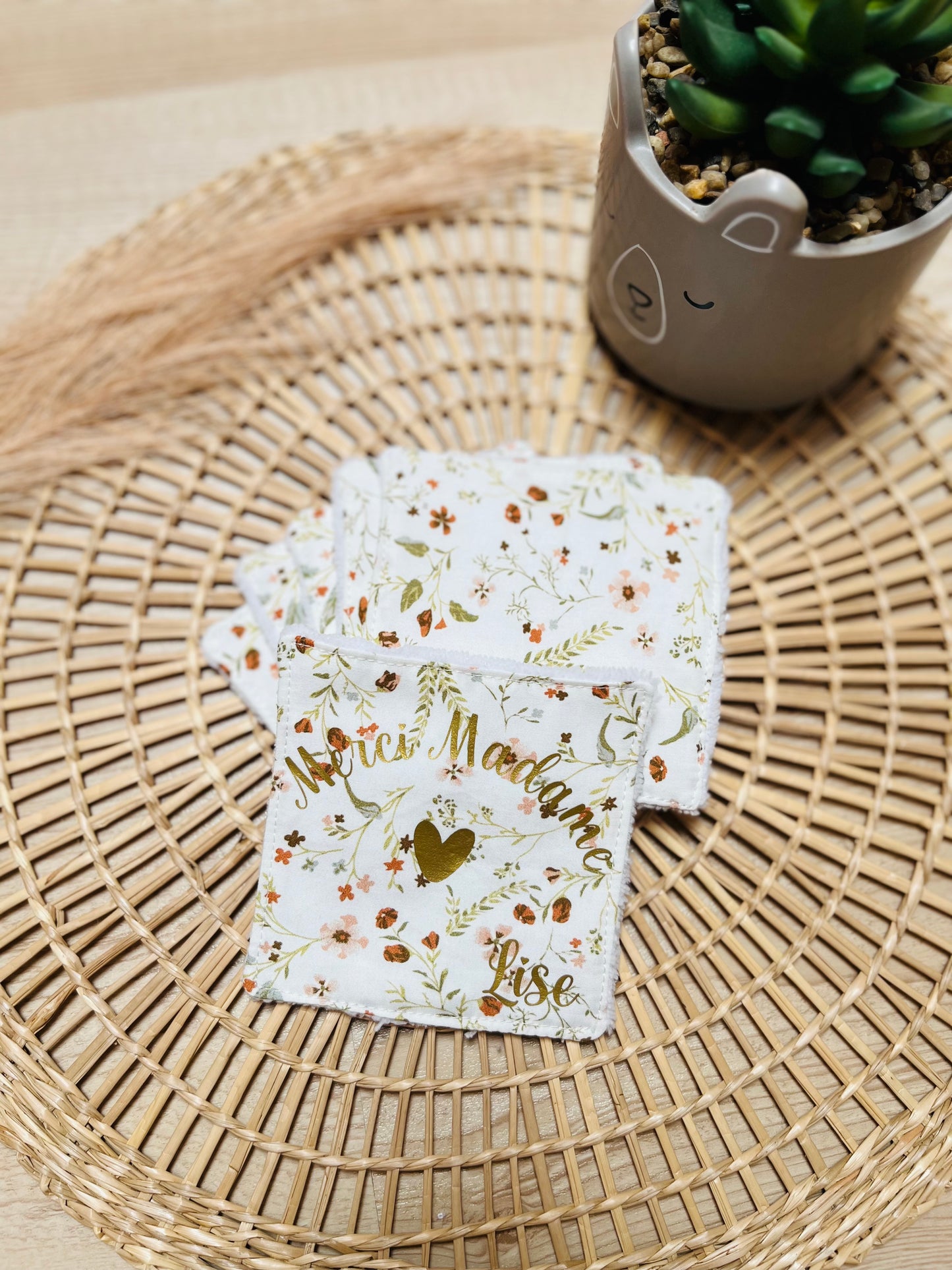Lingettes démaquillantes