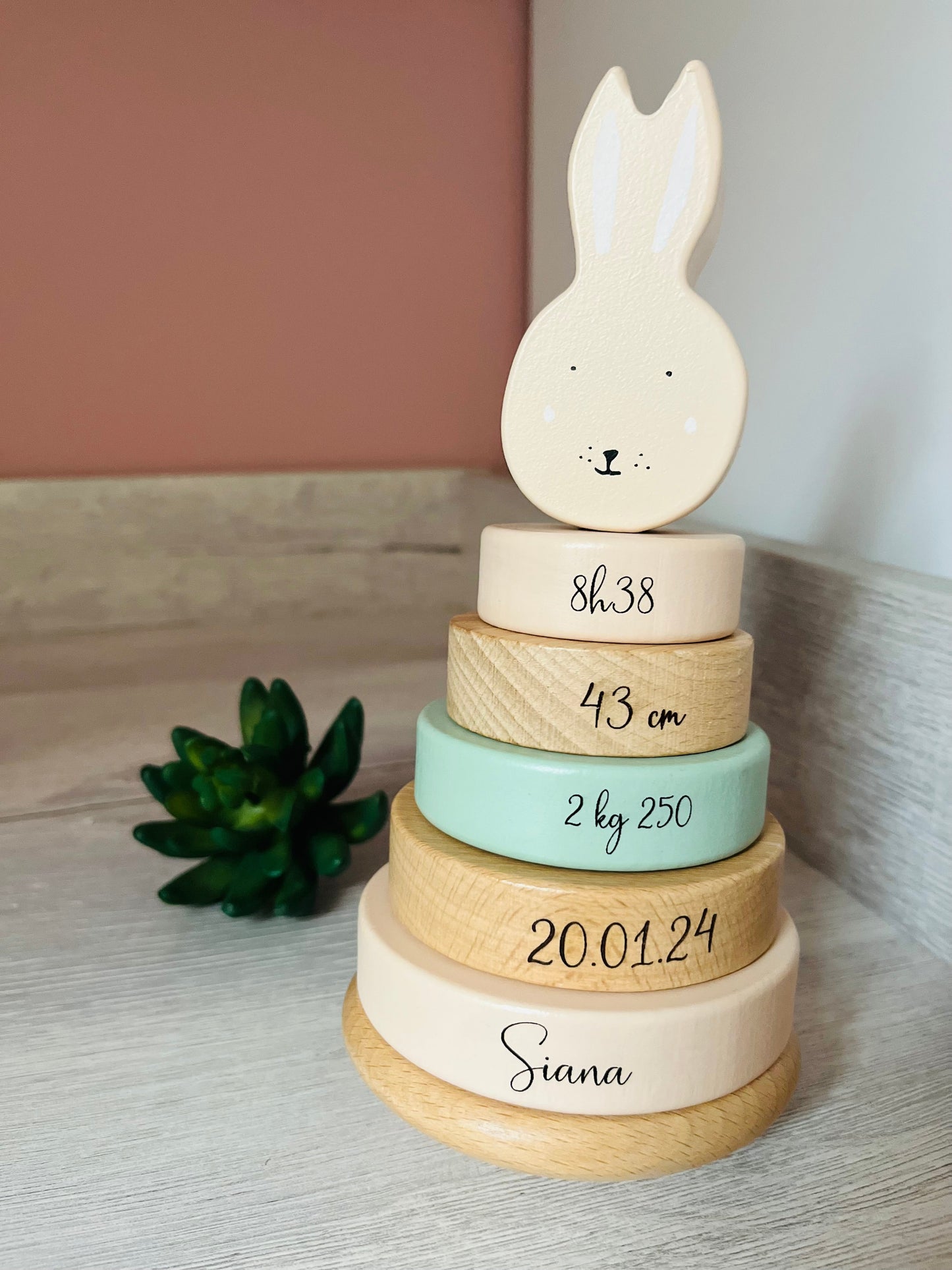 Tour à empiler en bois Trixie Lapin